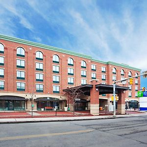 Holiday Inn Express Hotel & Suites Pittsburgh-South Side, An Ihg Hotel